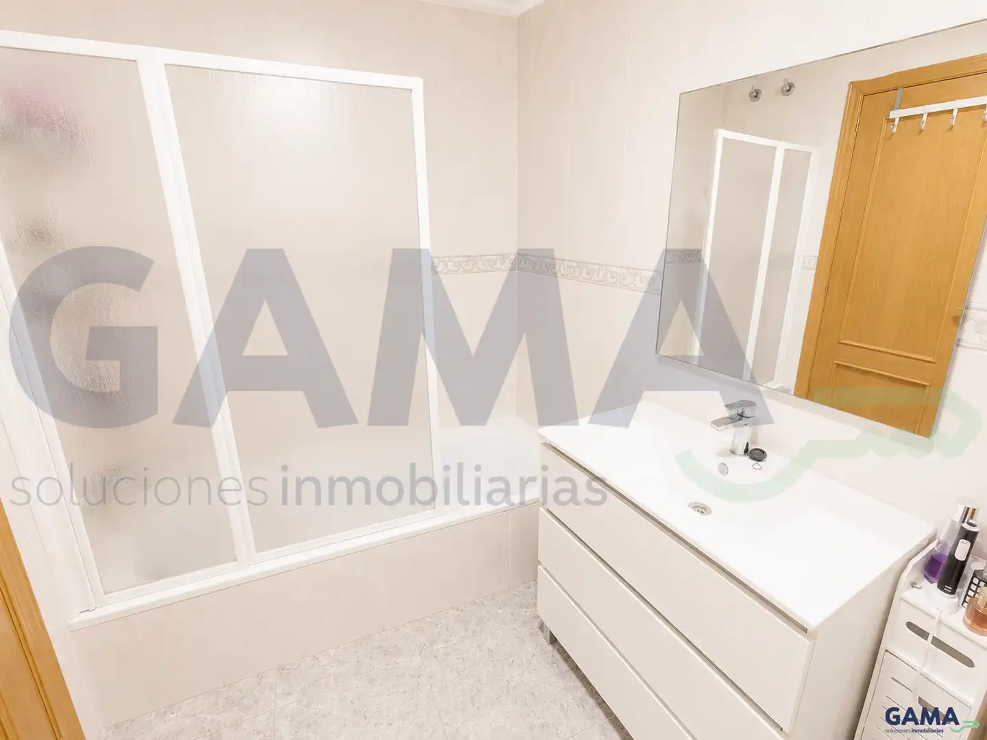 Baño de Piso en venta en Carcaixent con Aire acondicionado y Trastero