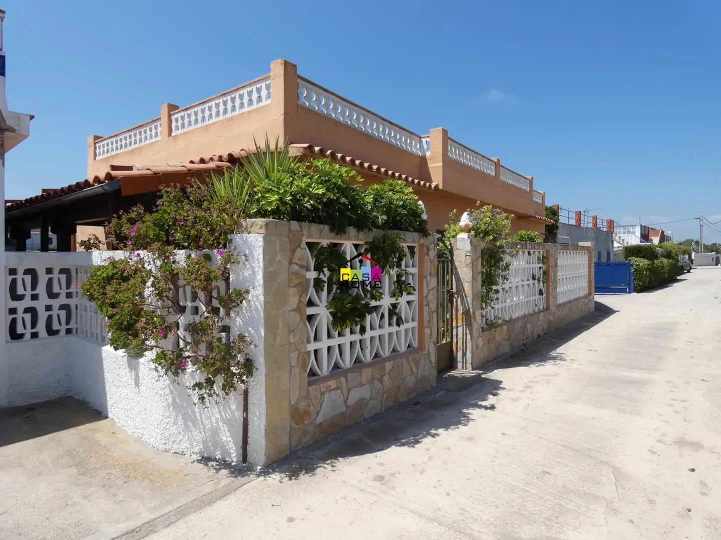 Vista exterior de Casa o chalet en venta en Almazora / Almassora con Jardín privado, Terraza y Trastero