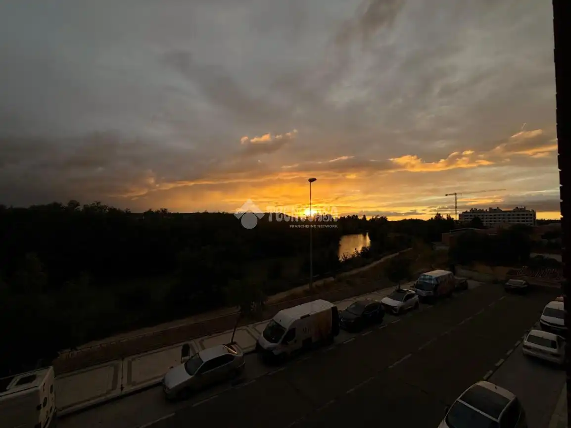 Exterior view of Flat for sale in Palencia  with Heating, Terrace and Storage room