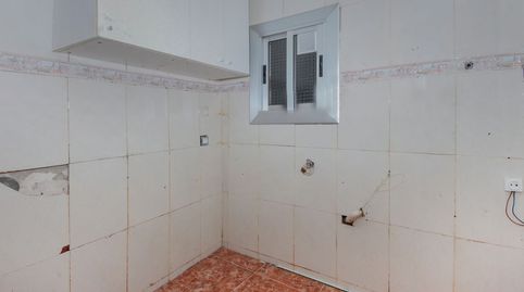 Foto 4 de Piso en venta en Cr Circumval.lacio, Llefià, Badalona