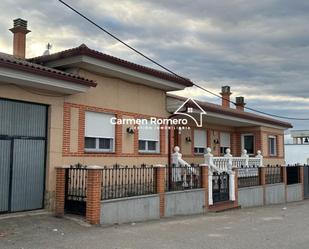 Exterior view of House or chalet for sale in Poveda de las Cintas  with Heating, Private garden and Terrace