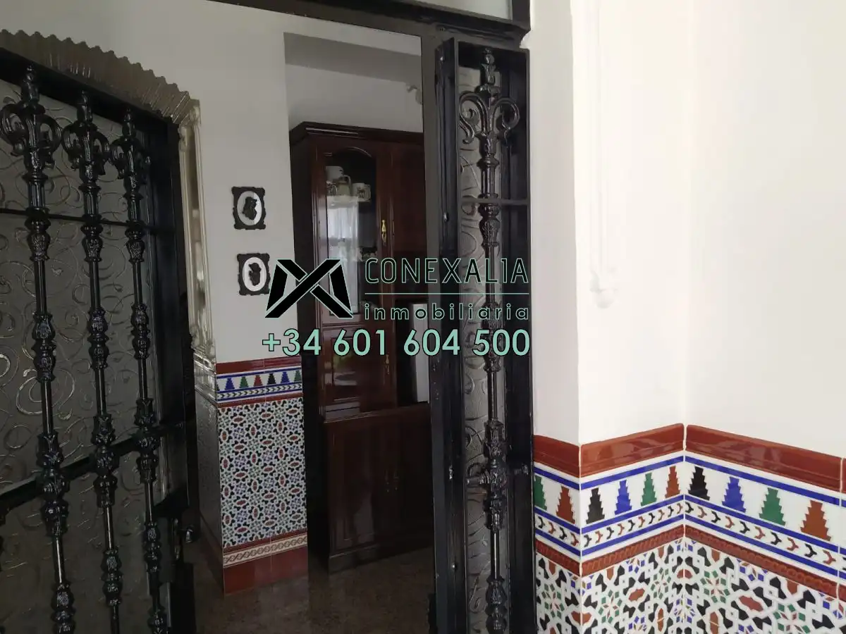 Casa amb terrassa en venda a Olvera, imagen 3