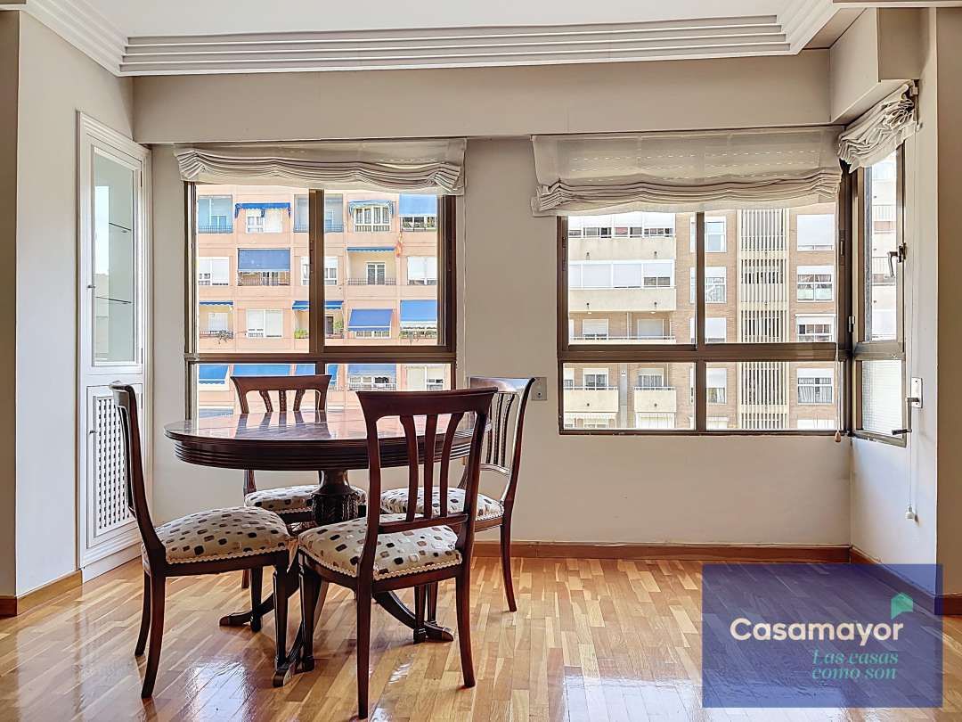 Comedor de Piso en venta en Alicante / Alacant con Aire acondicionado y Trastero