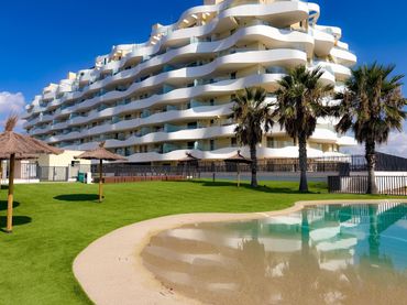 Apartament amb piscina de lloguer a Avenida TRAMUNTANA 12