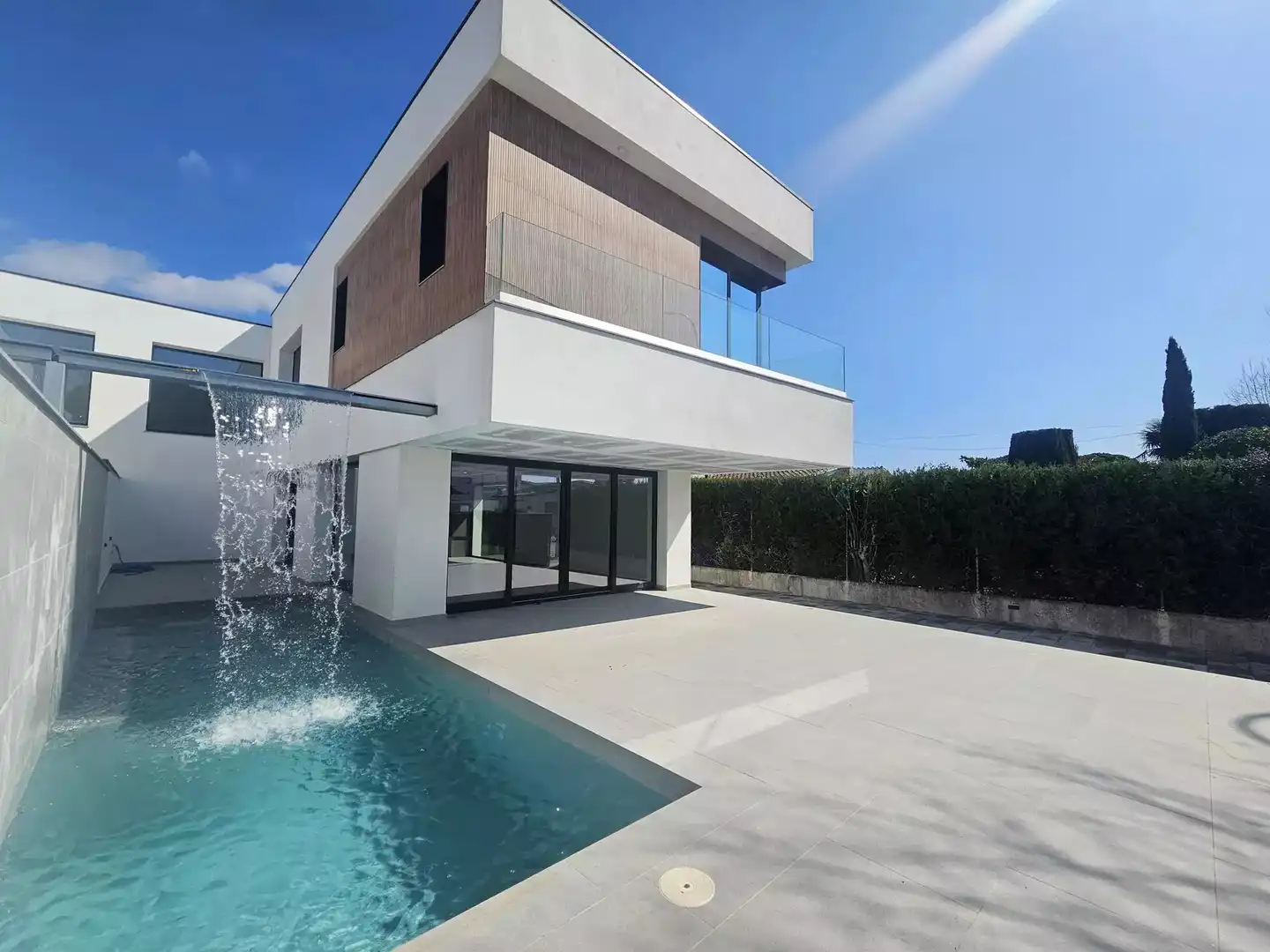 Swimming pool of Houses for sale in Empuriabrava  with Air Conditioner, Heating and Swimming Pool