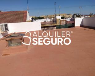 Exterior view of Flat to rent in Alcalá de Guadaira  with Air Conditioner, Terrace and Furnished