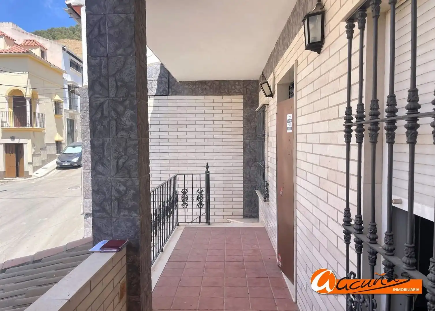 Casa adosada en venta en Gilena con Terraza y Trastero