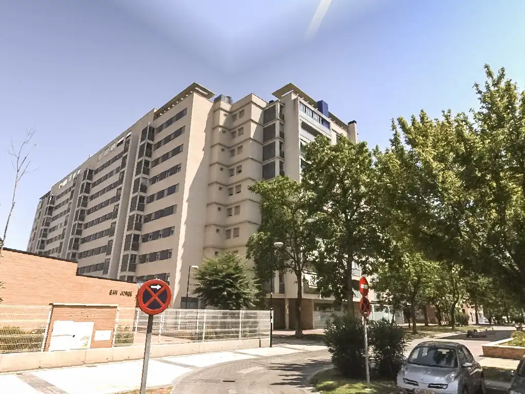 Vista exterior de Casa o xalet en venda en Zaragoza