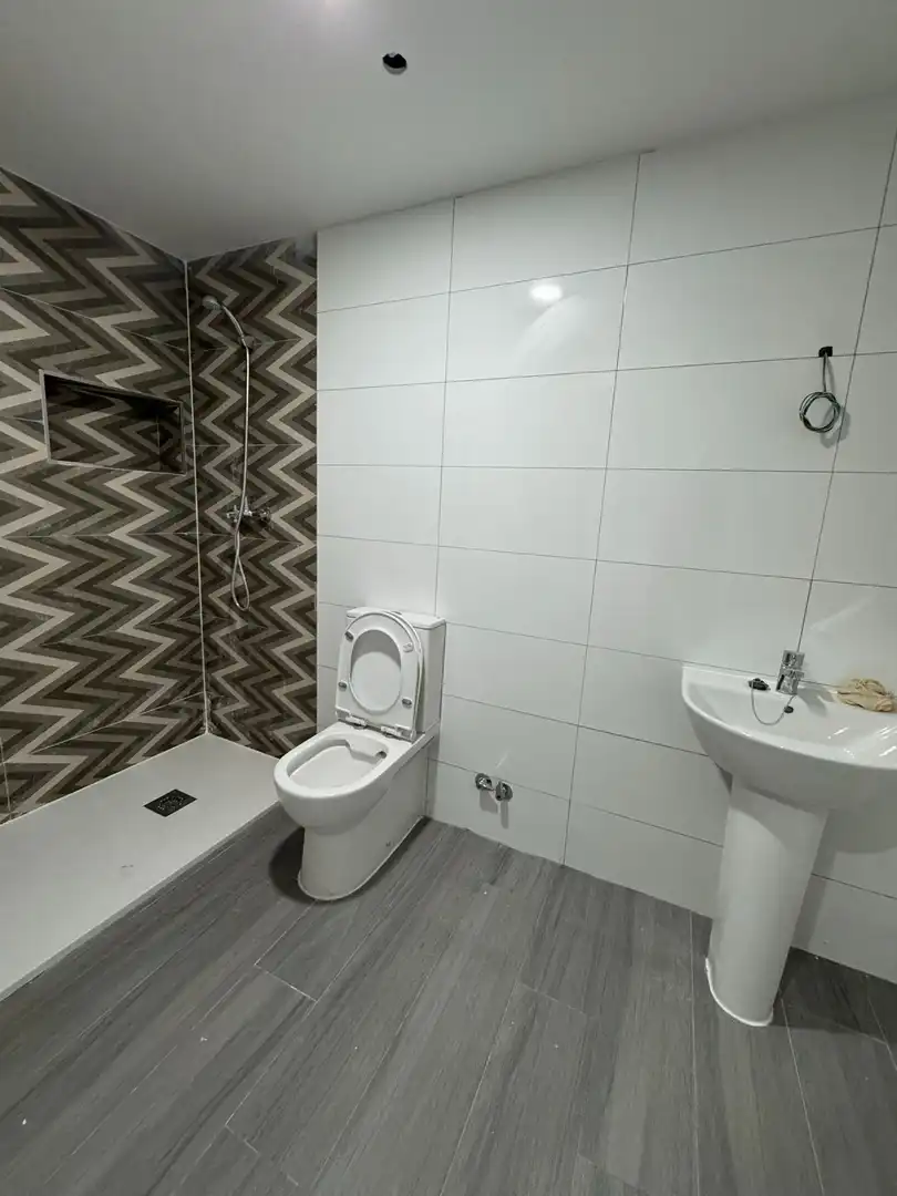 Badezimmer von Wohnung zum Verkauf in Aranjuez mit Klimaanlage, Heizung und Abstellraum