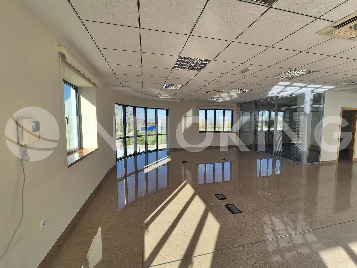 Oficina de alquiler en Alzira con Aire acondicionado y Alarma