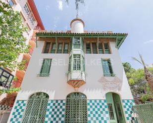 Vista exterior de Casa o xalet de lloguer en  Barcelona Capital amb Aire condicionat, Calefacció i Jardí privat