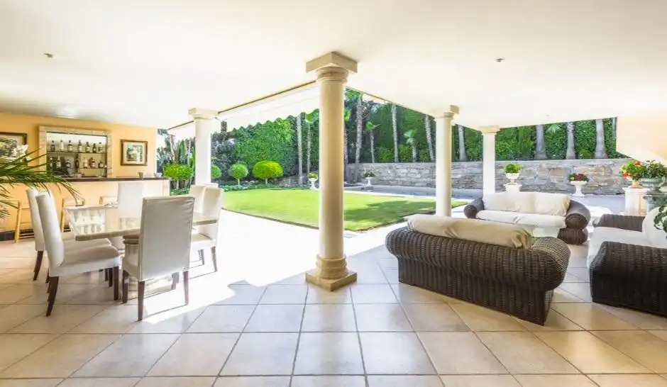 Detached house with pool for sale in Nueva Andalucía, imagen 5