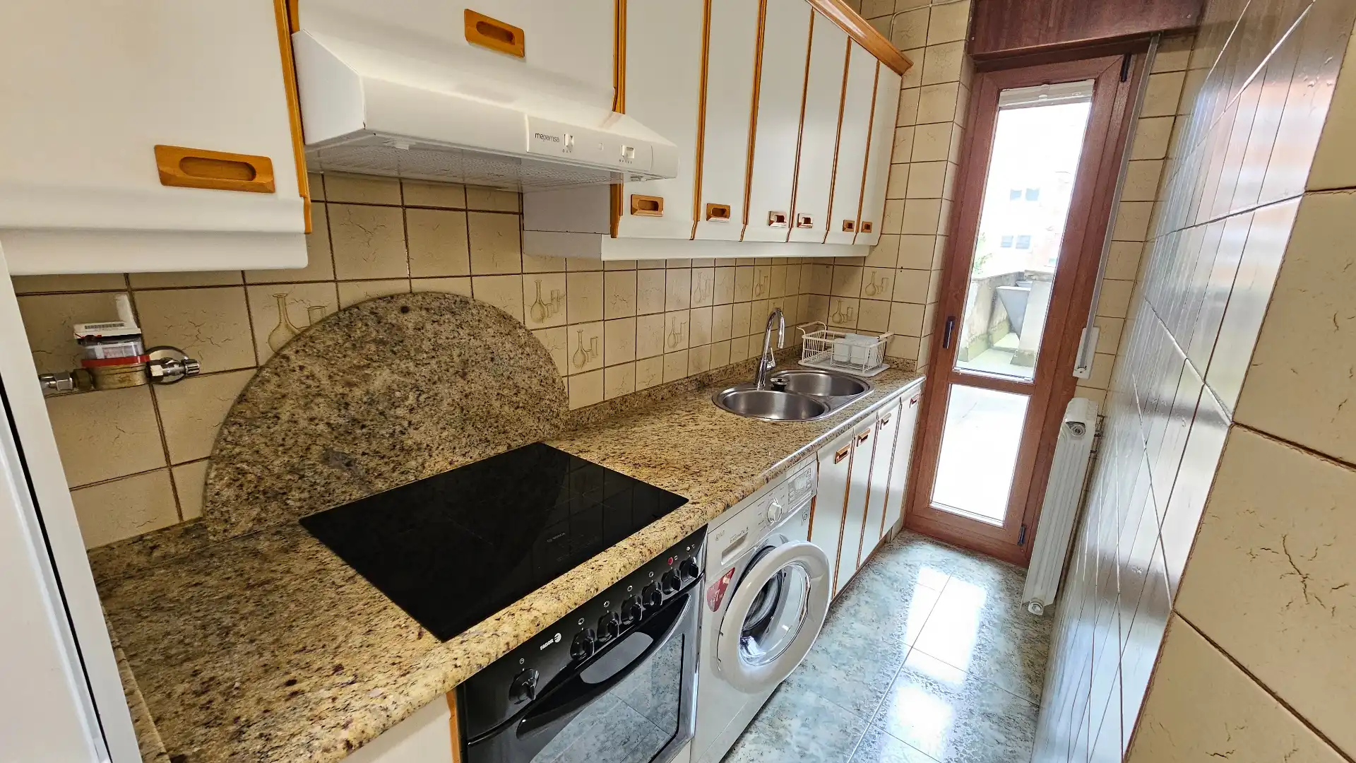 Cuina de Pis en venda en Vitoria - Gasteiz amb Calefacció, Parquet i Terrassa