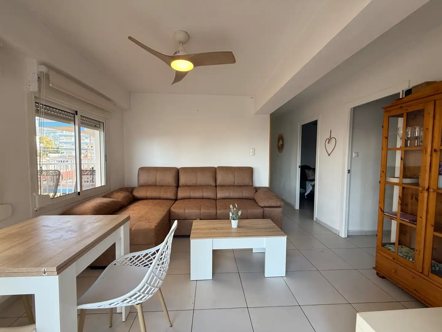 Sala d'estar de Apartament de lloguer en Dénia amb Calefacció, Terrassa i Traster