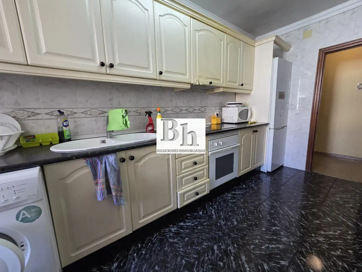 Cocina de Piso de alquiler en Málaga con Terraza y Amueblado