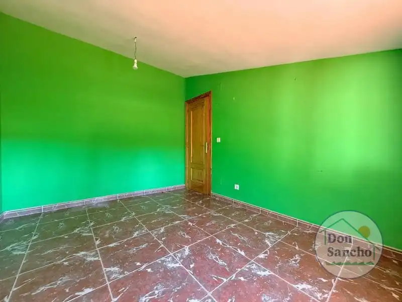 Habitación de Casa o chalet en venta en Traspinedo con Calefacción, Terraza y Trastero