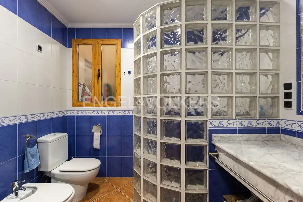 Bathroom of Houses for sale in Alcublas  with Air Conditioner, Heating and Terrace