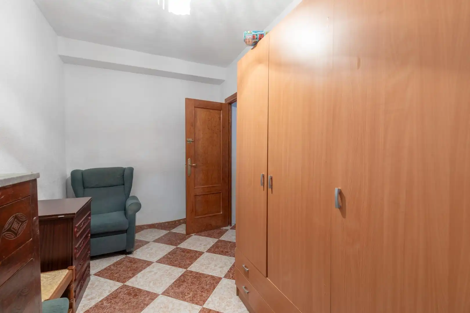 Dormitori de Casa o xalet en venda en La Zubia amb Terrassa