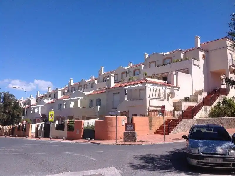 Flat for sale in PASAJE ESTONIA, 12