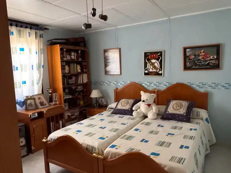 Dormitori de Casa o xalet en venda en El Campillo (Huelva) amb Jardí privat, Traster i Moblat