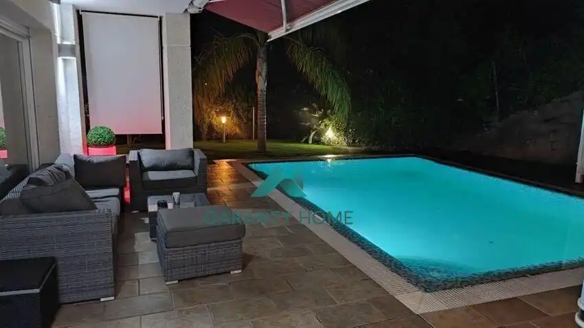 Chalet con piscina en venta en Gilet, imagen 2