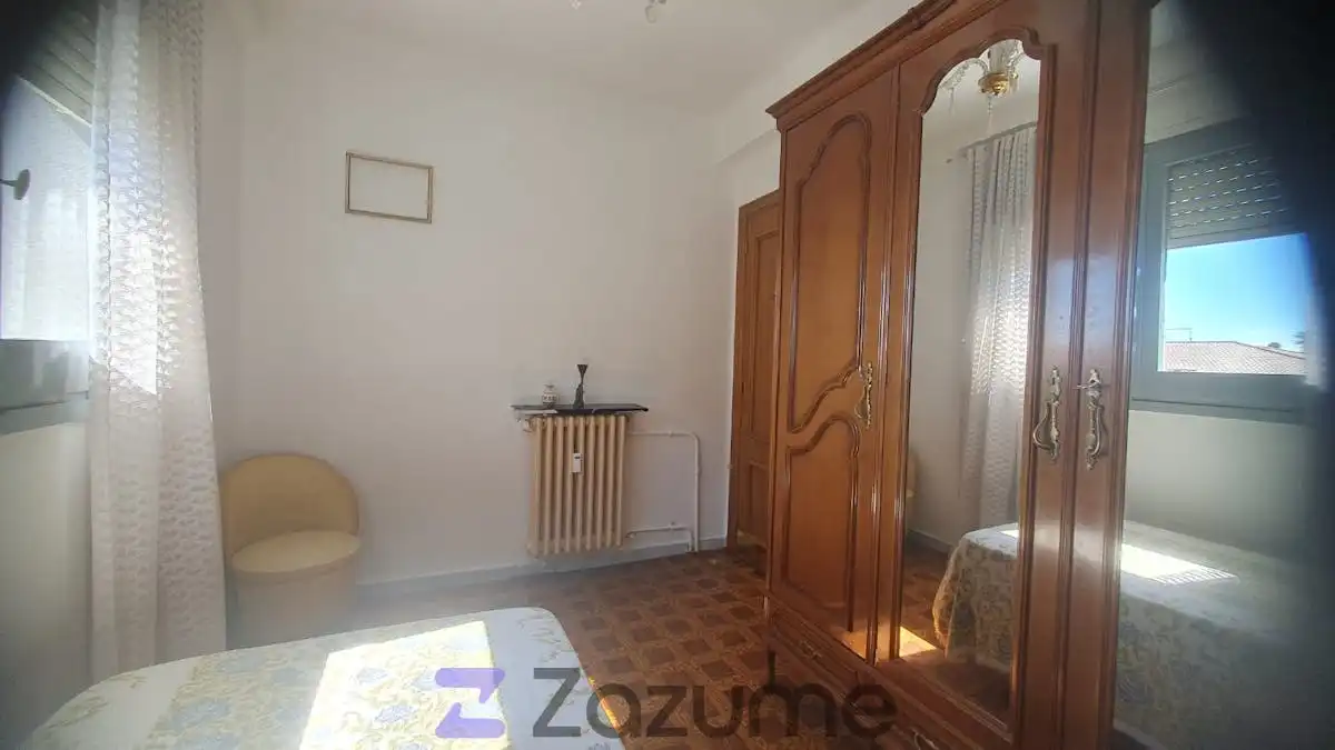 Schlafzimmer von Wohnung zur Miete in Cuéllar mit Heizung, Parkett und Möbliert