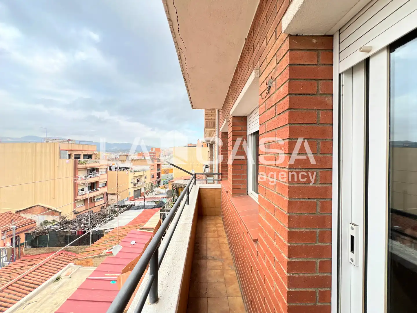 Balcony of Flat for sale in Santa Coloma de Gramenet  with Balcony