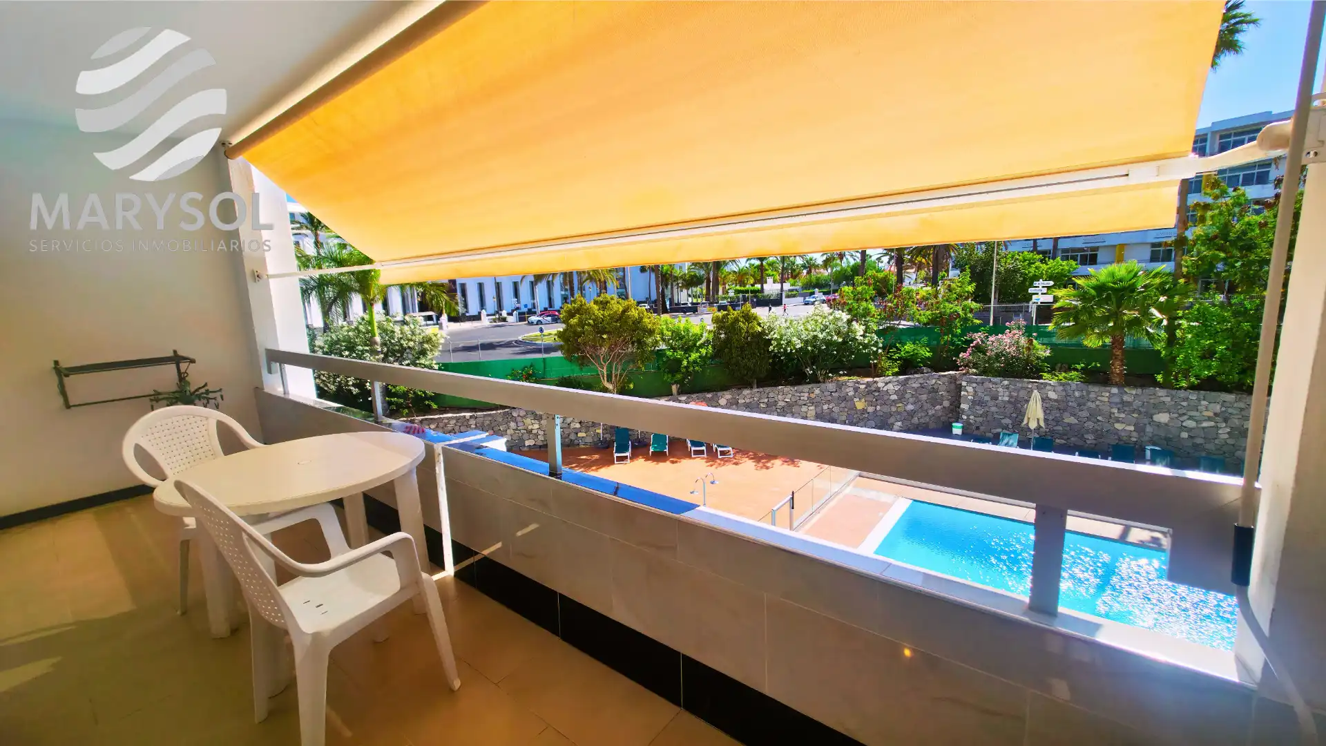 Terrassa de Apartament en venda en San Bartolomé de Tirajana amb Terrassa, Moblat i Microones