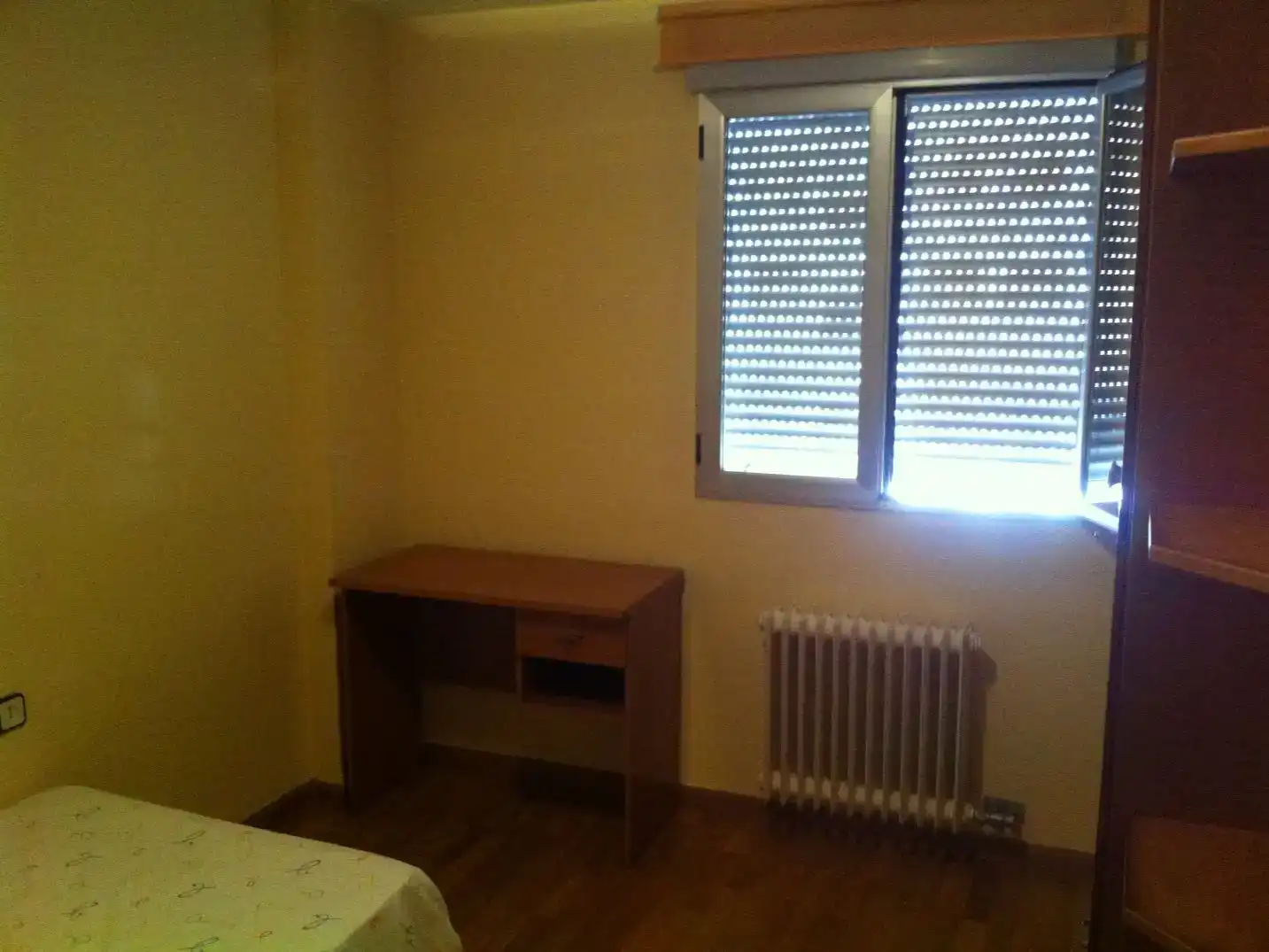 Schlafzimmer von Wohnung zur Miete in  Albacete Capital mit Klimaanlage und Balkon
