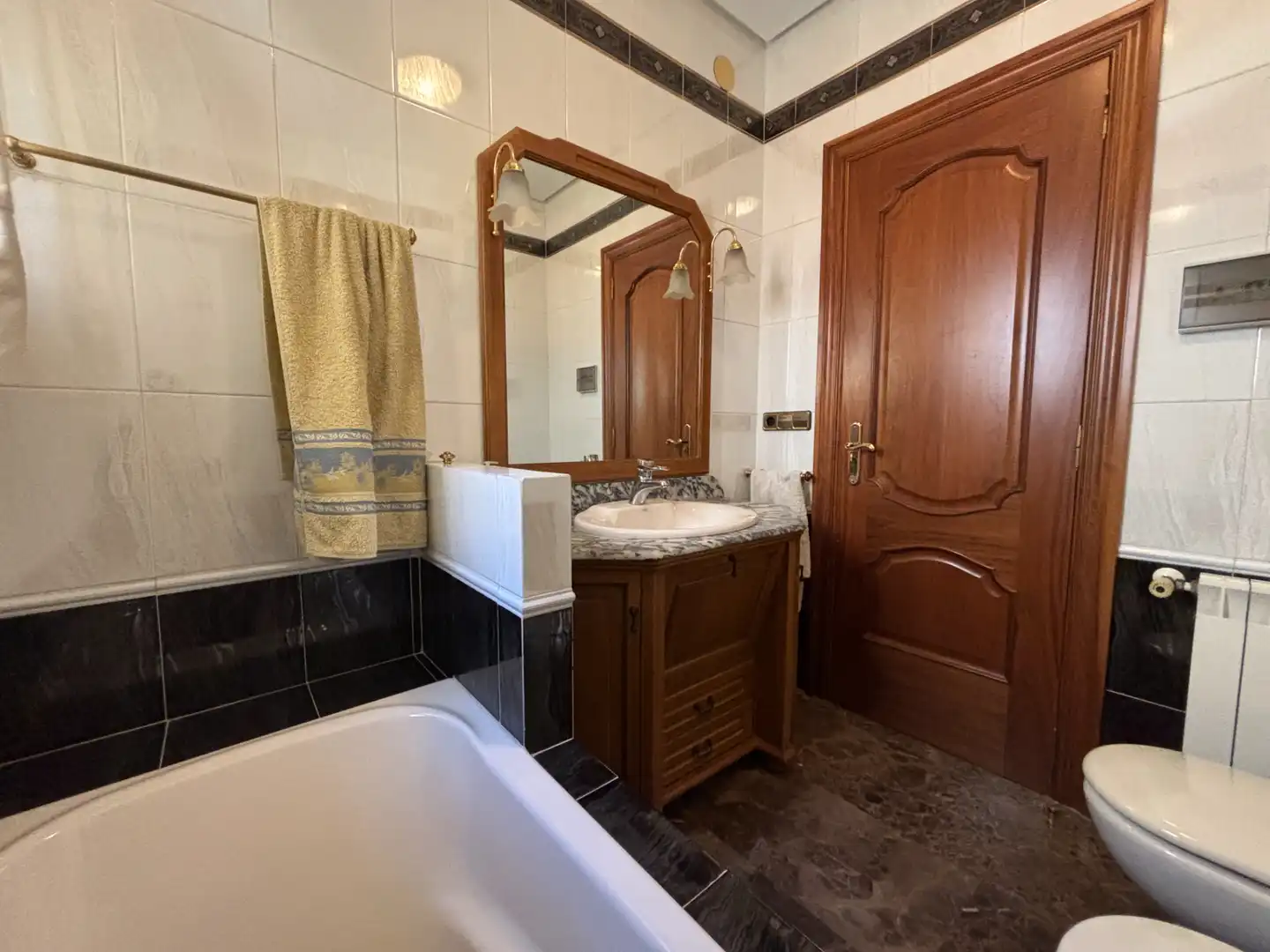 Bathroom of Houses for sale in Castellón de la Plana / Castelló de la Plana  with Heating, Terrace and Storage room