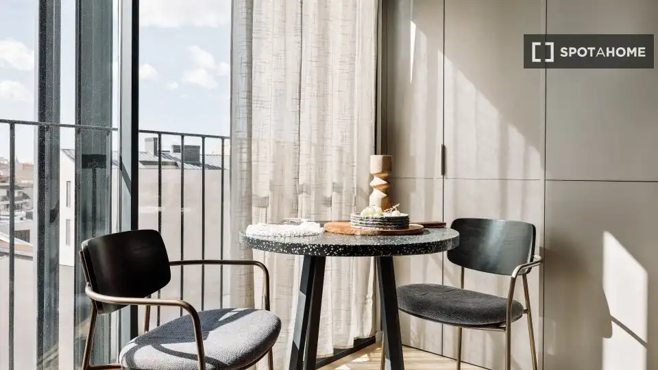 Balcony of Flat for rent in Barcelona  with Air Conditioner, Heating and Furnished