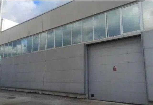 Nave industrial en Alquiler en Egües