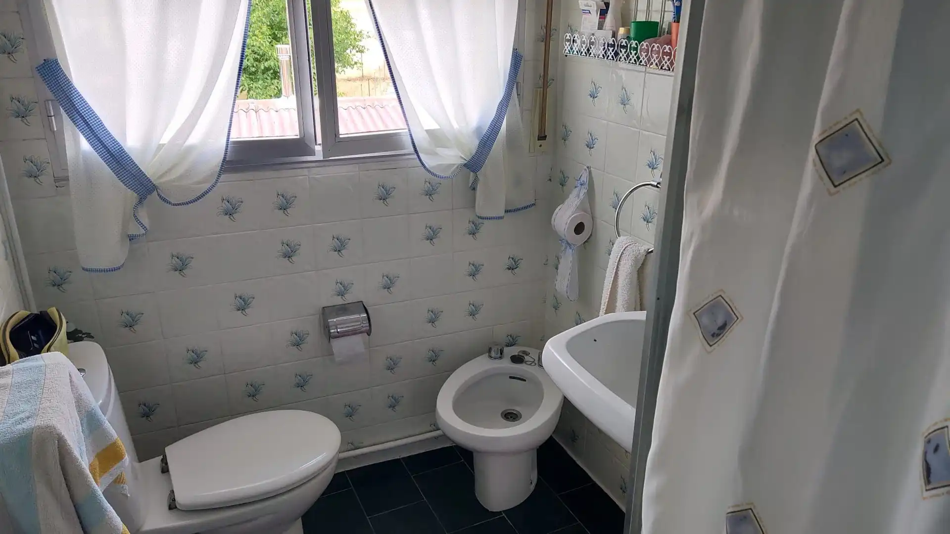 Bany de Casa o xalet en venda en Oña amb Jardí privat, Terrassa i Traster