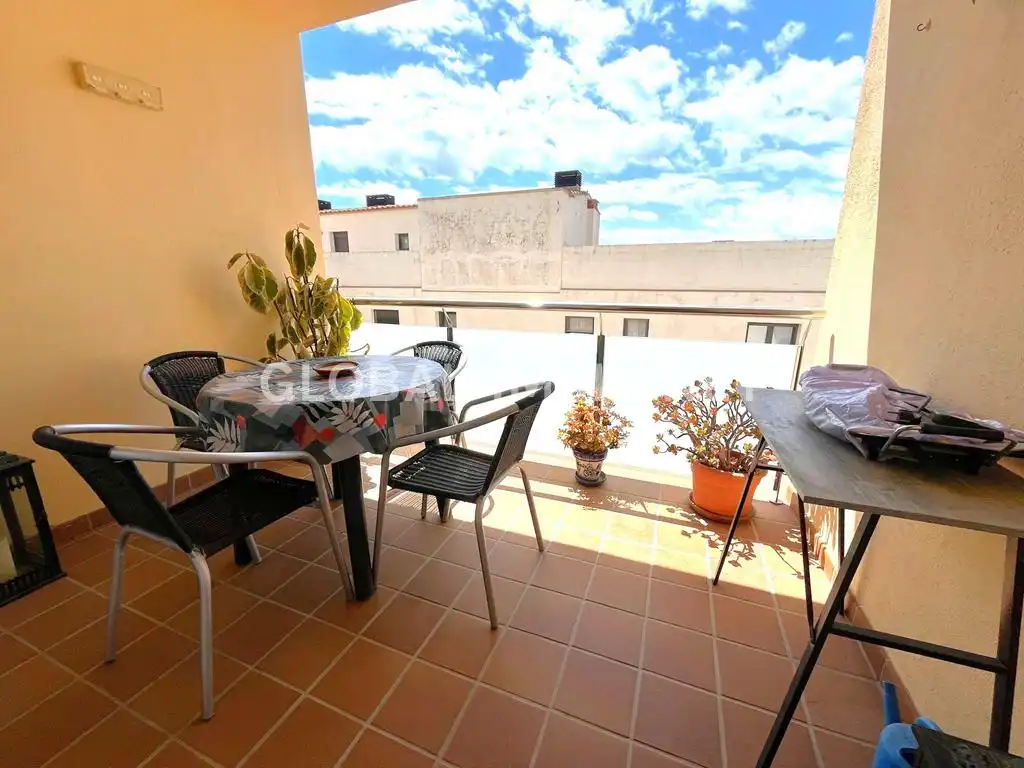 Terrasse von Wohnungen zum Verkauf in Roses mit Klimaanlage, Heizung und Terrasse