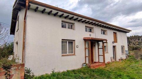 CASA CON TERRENO EN NOJA