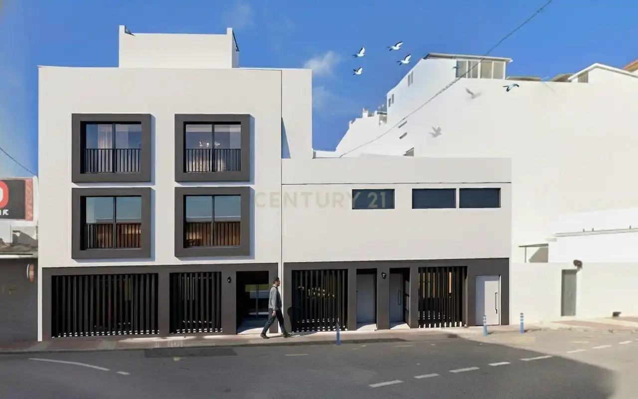 Vista exterior de Apartament en venda en Marbella amb Aire condicionat