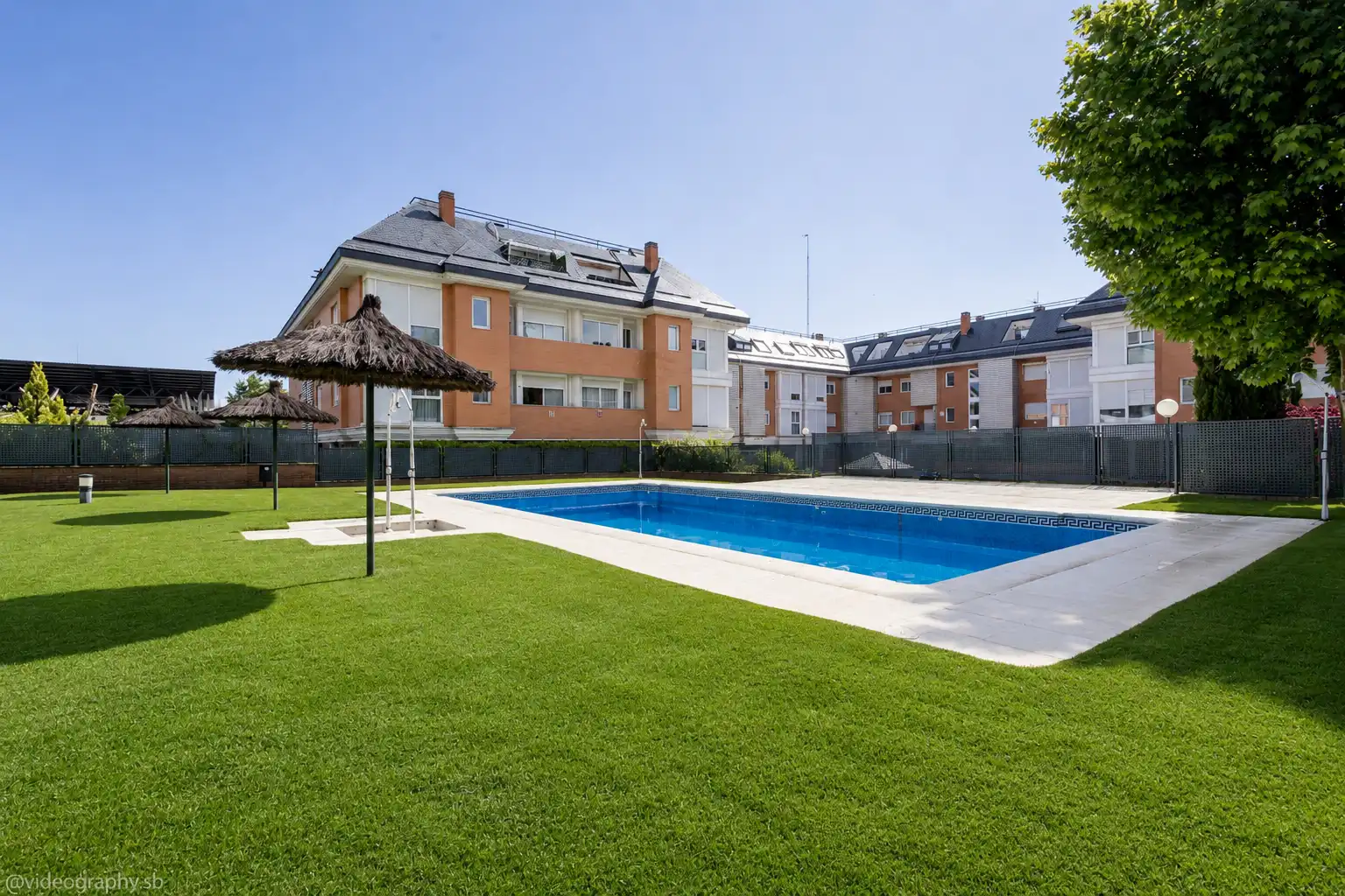 Swimming pool of Flat for sale in Las Rozas de Madrid  with Air Conditioner, Heating and Terrace