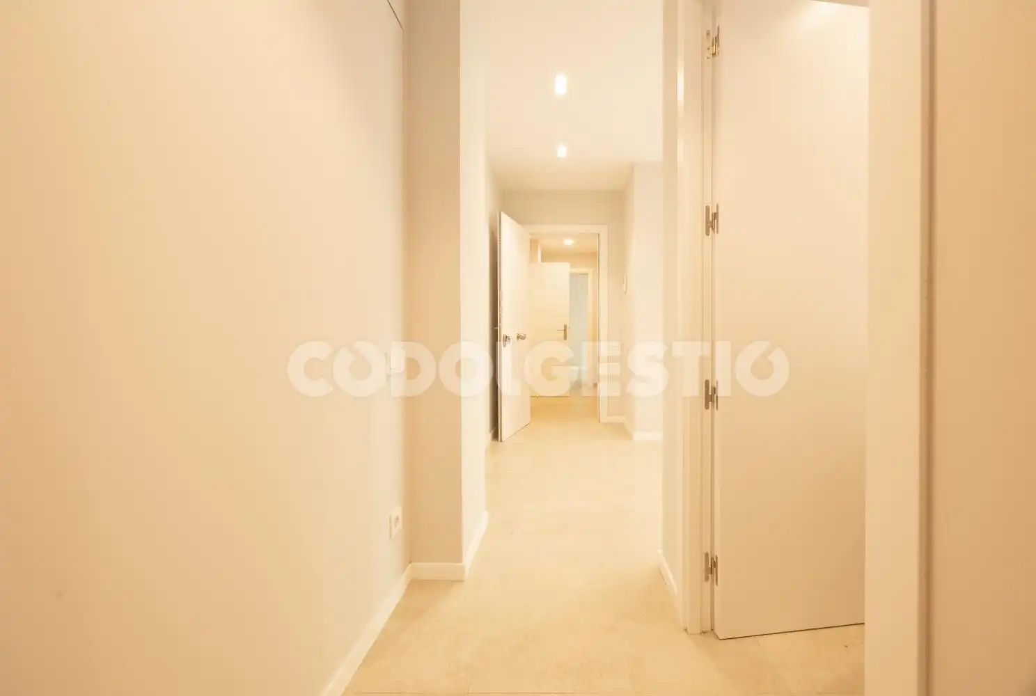 Flat for sale in Vic  with Terrace
