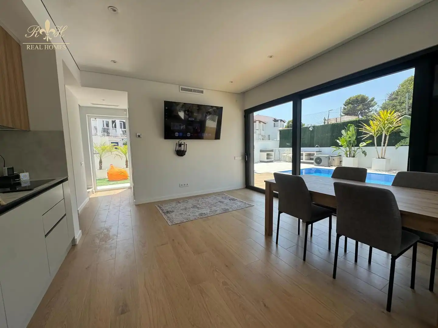 Sala d'estar de Casa o xalet en venda en La Nucia amb Aire condicionat i Piscina
