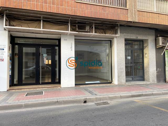 Local comercial en Alquiler en Casco Antiguo