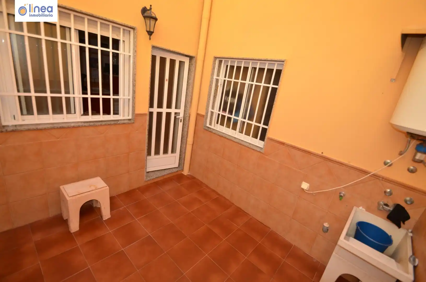 Casa adosada en venta en Calle ANGEL CARA, La Mojonera