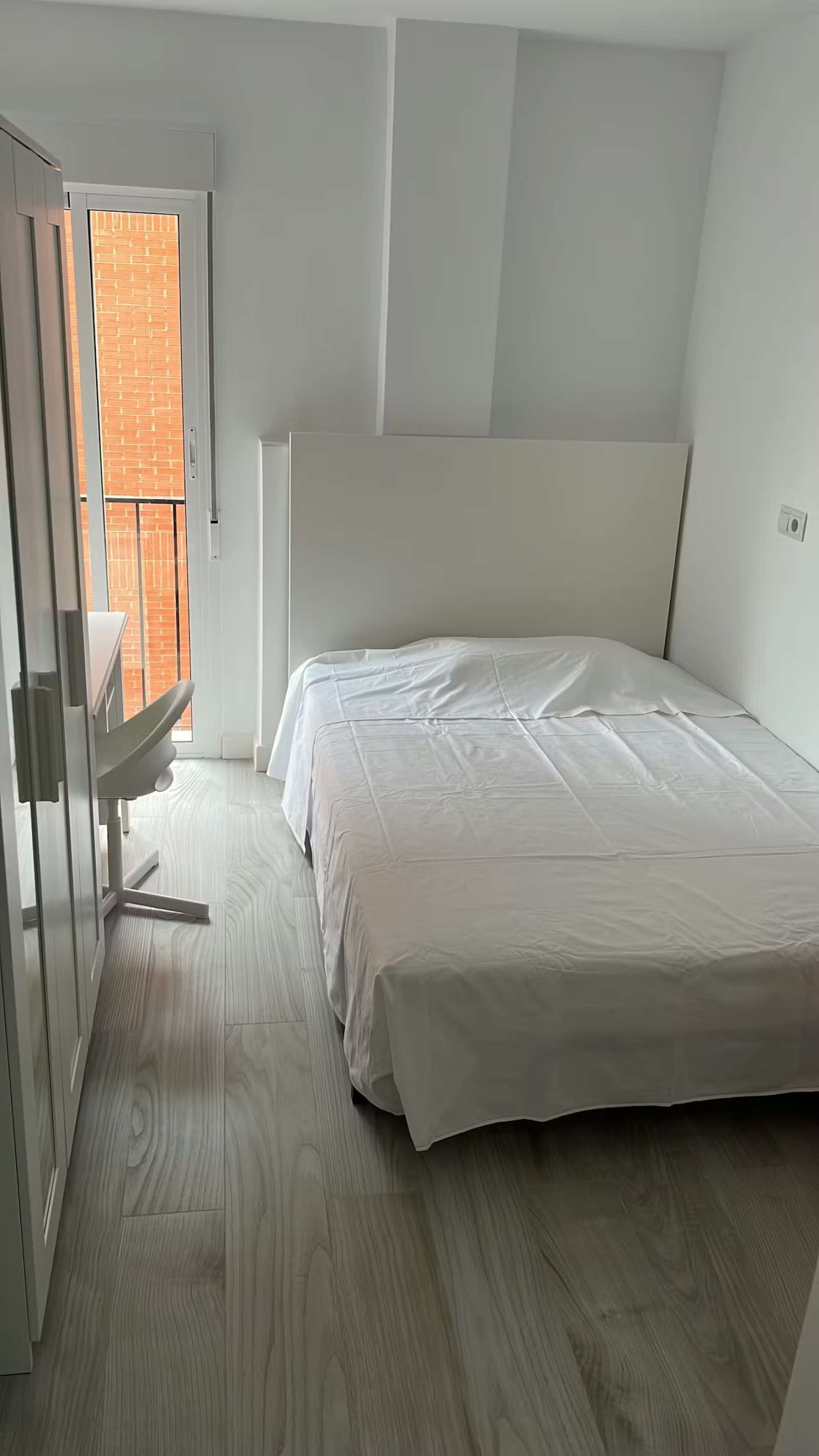 Bedroom of Flat to share in Málaga Capital  with Air Conditioner, Terrace and Furnished