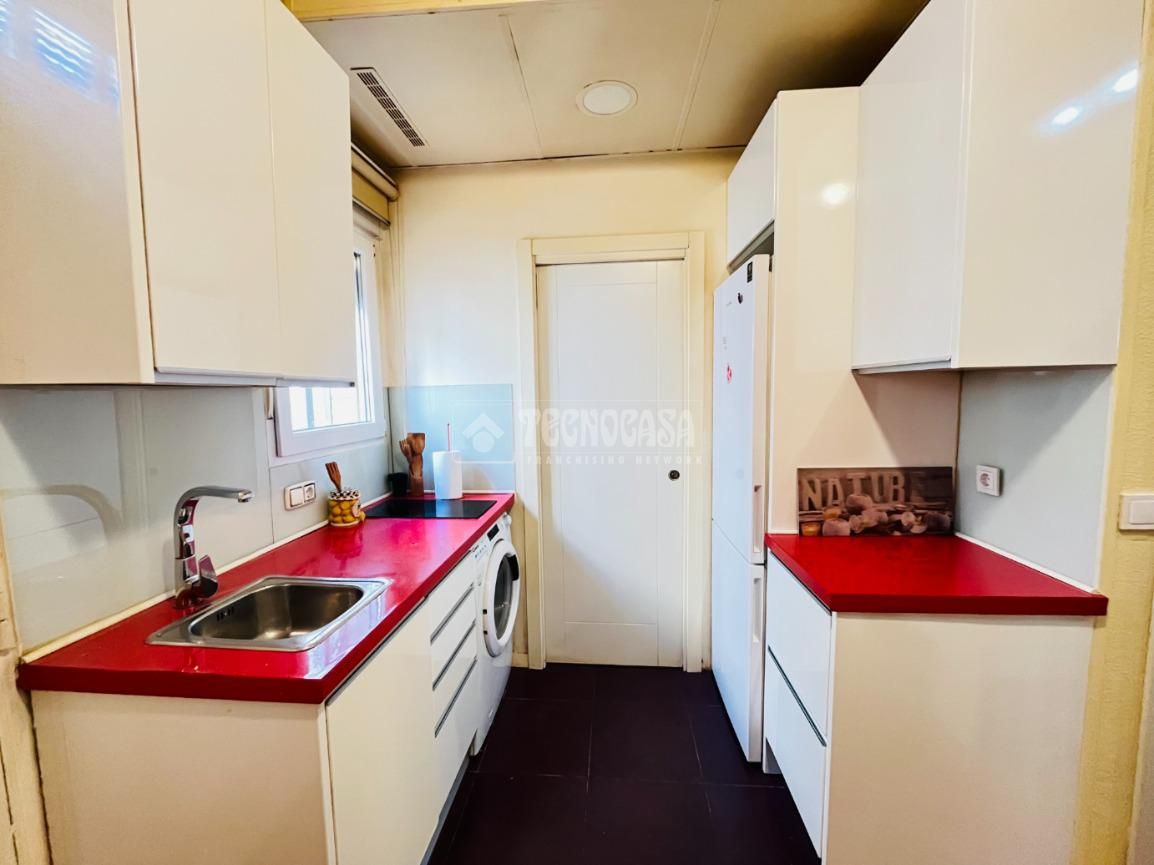 Kitchen of Flat for sale in  Madrid Capital  with Heating