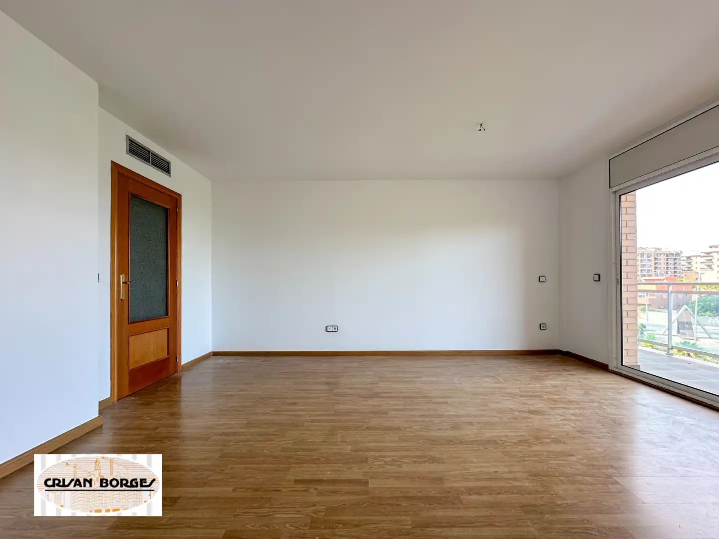 Living room of Flat for sale in Reus  with Air Conditioner, Private garden and Parquet flooring