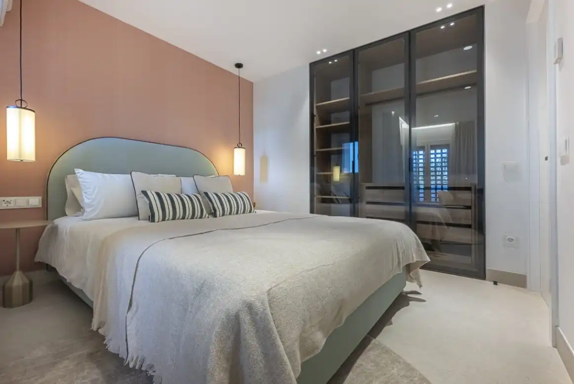 Bedroom of Flat for sale in Estepona  with Air Conditioner, Heating and Private garden