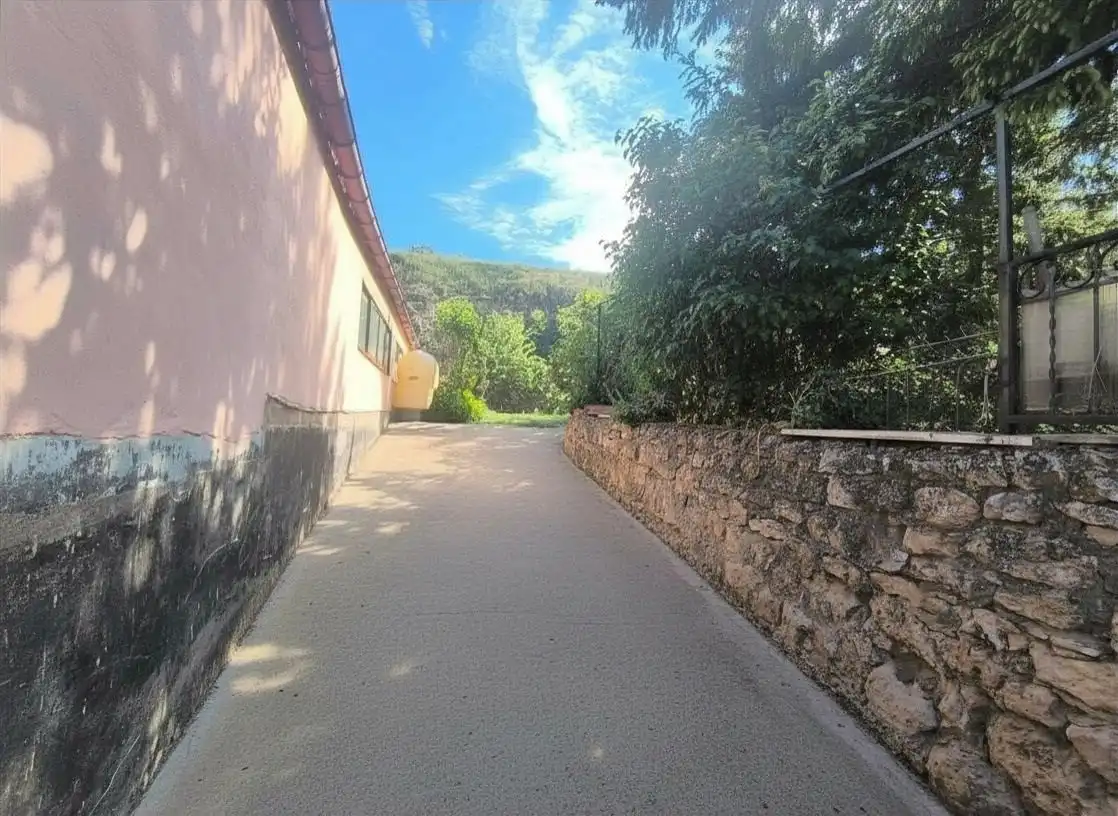 Vista exterior de Residencial en venta en Burgos