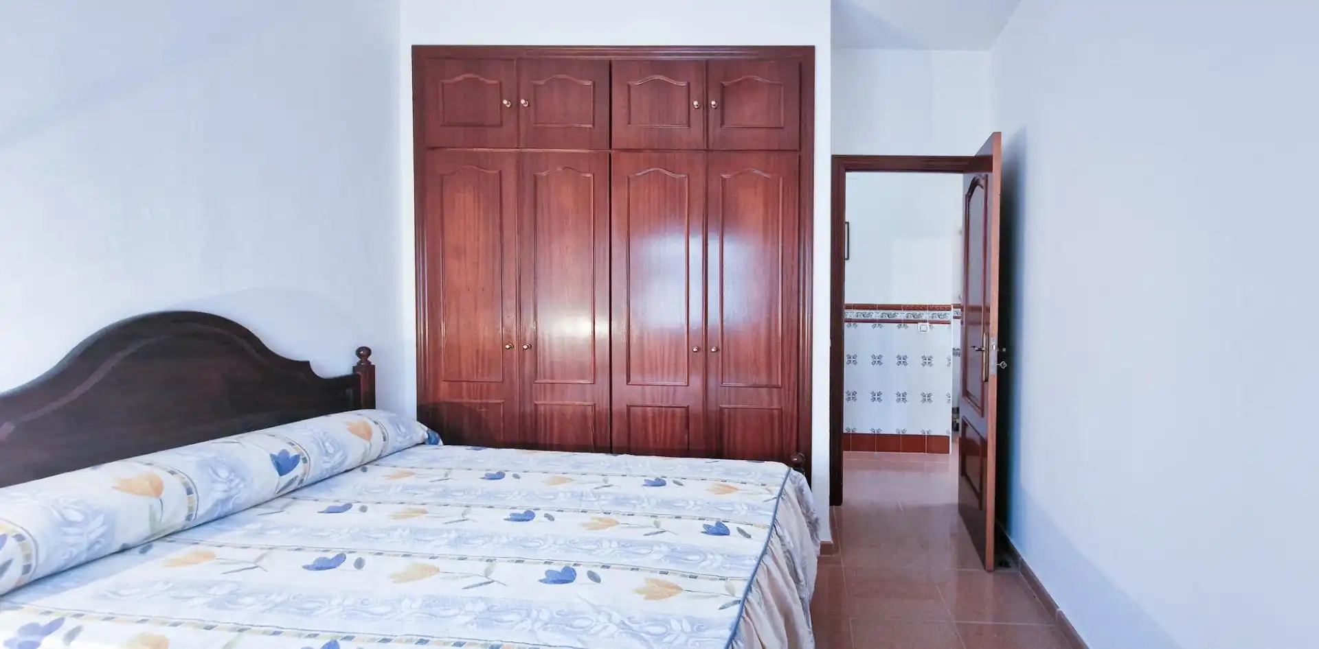 Habitación de Casa o chalet en venta en Cheles con Terraza, Trastero y Balcón