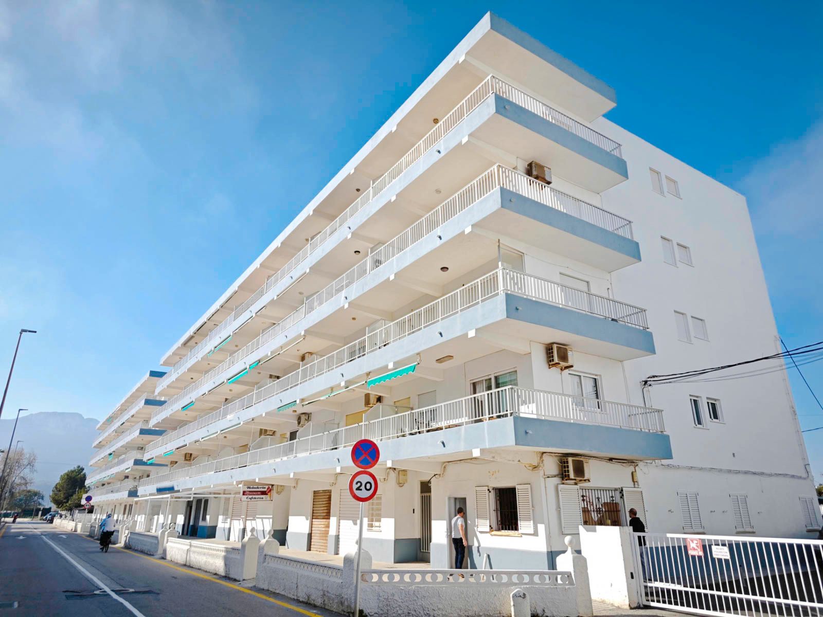Exterior view of Flat for sale in Dénia  with Air Conditioner, Heating and Terrace