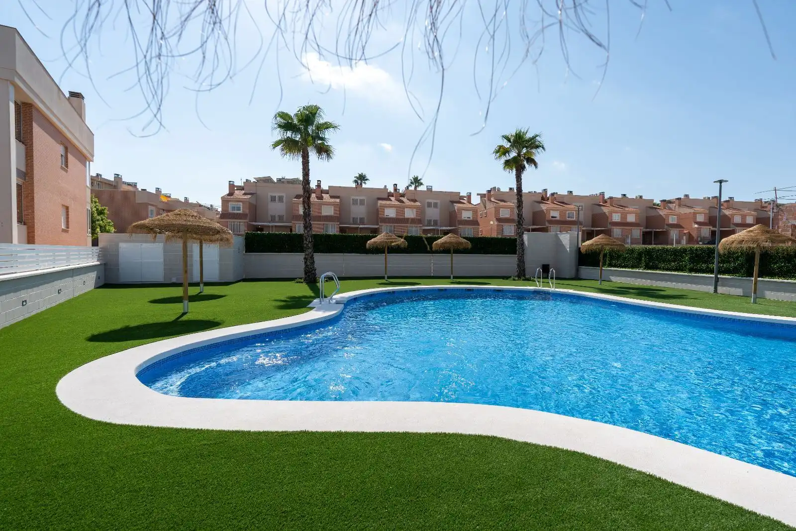 Adossat amb piscina en venda a Gran Alacant