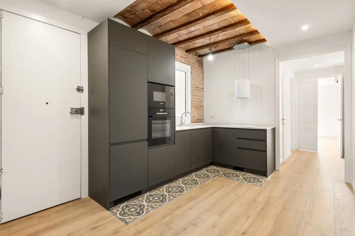 Piso con ascensor en venta en Ronda de Sant Pau, imagen 7